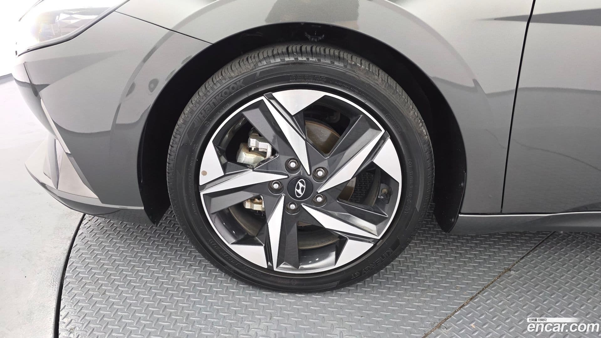 Main__Slider__Photo:AVANTE Hyundai 2021.9-4