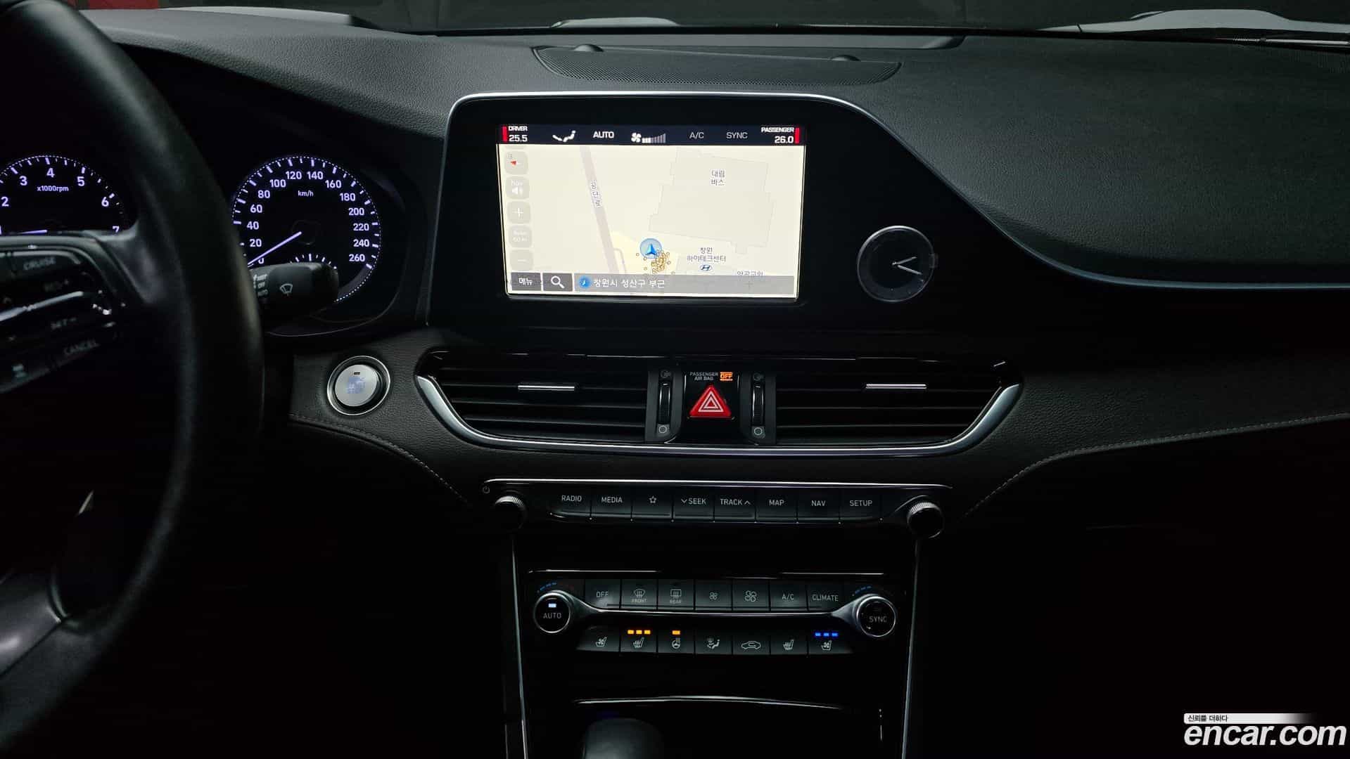 Grandeur Hyundai 2017.2-OPTION-018