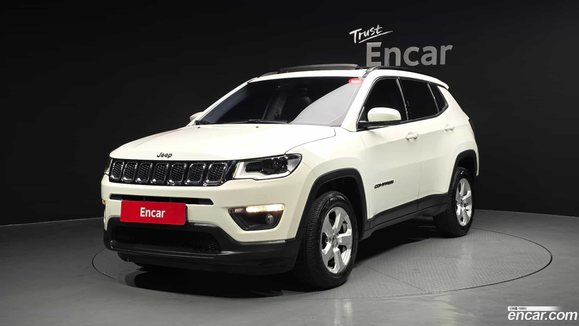 Compass Jeep 2018.10-OUTER-001