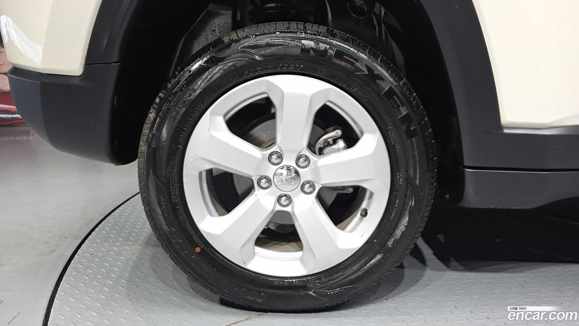 Compass Jeep 2018.10-OUTER-005
