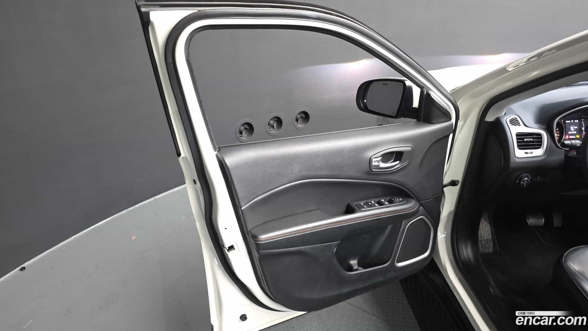Compass Jeep 2018.10-INNER-034