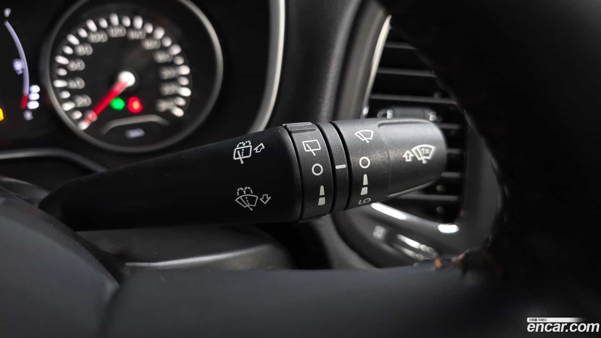 Compass Jeep 2018.10-OPTION-043