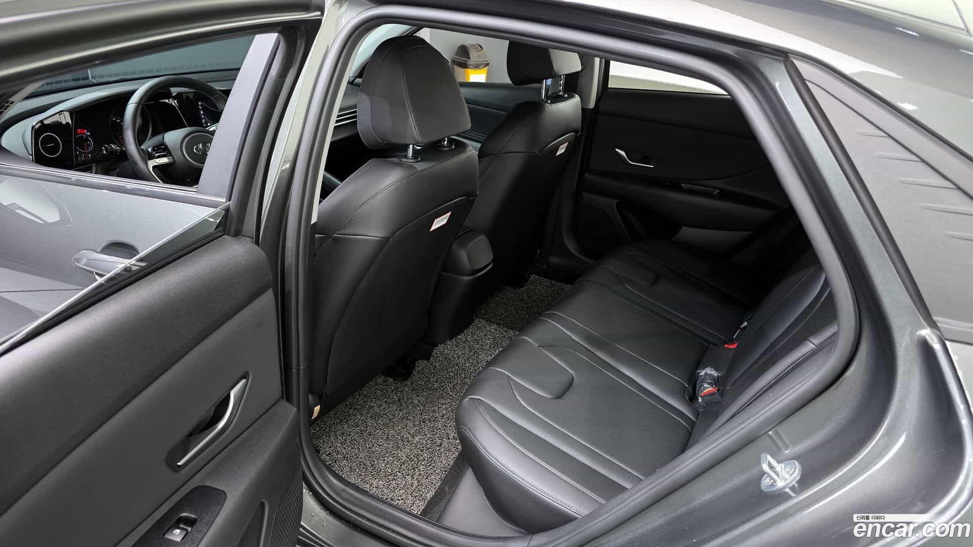 AVANTE Hyundai 2021.6-OPTION-015