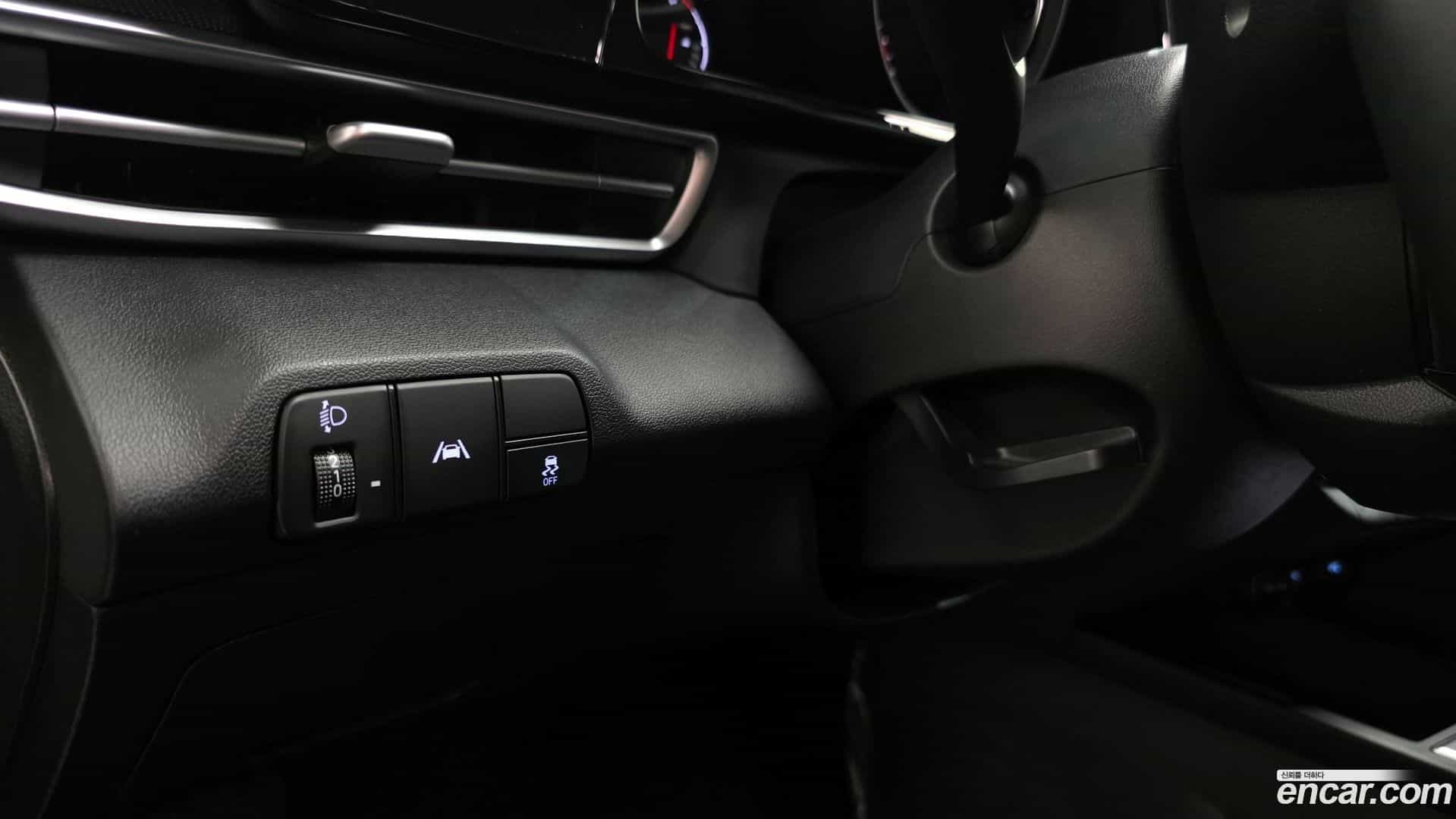 AVANTE Hyundai 2021.6-OPTION-018