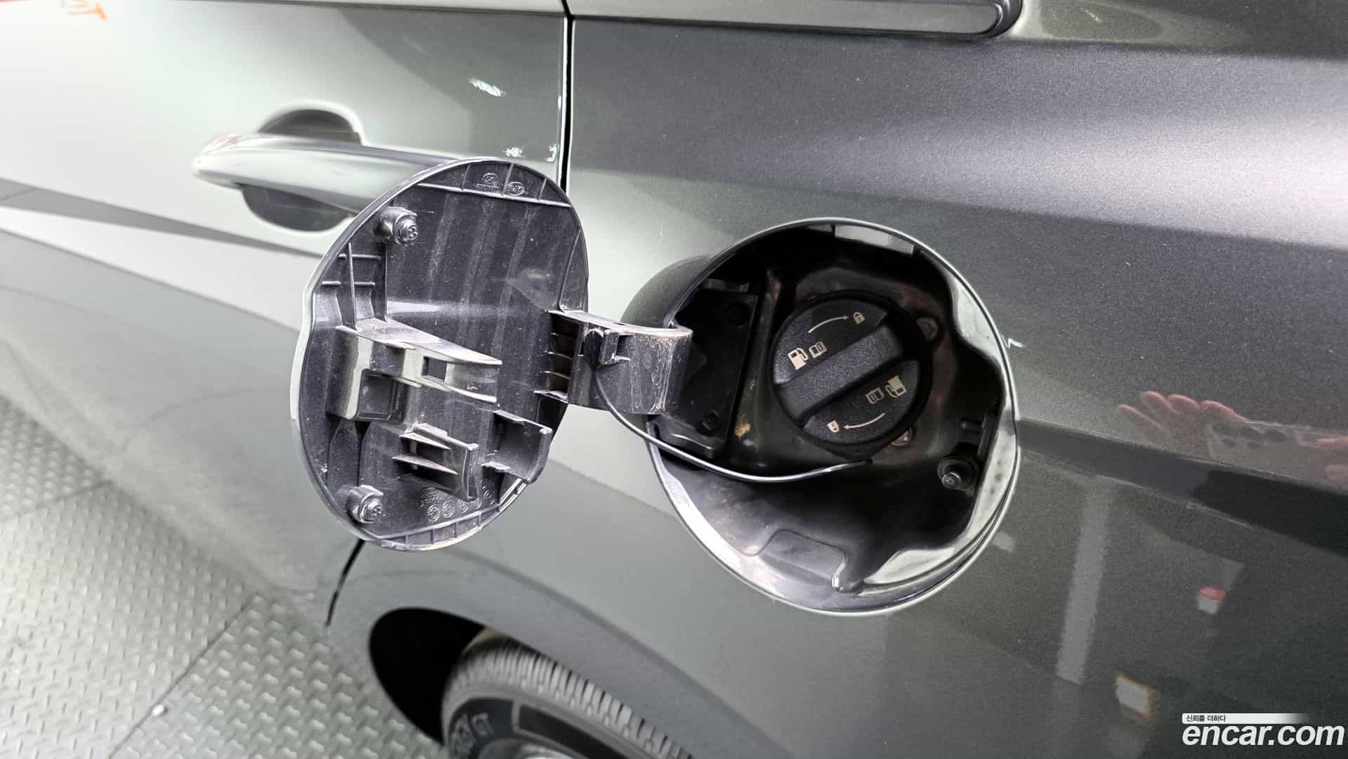 AVANTE Hyundai 2021.6-OPTION-042
