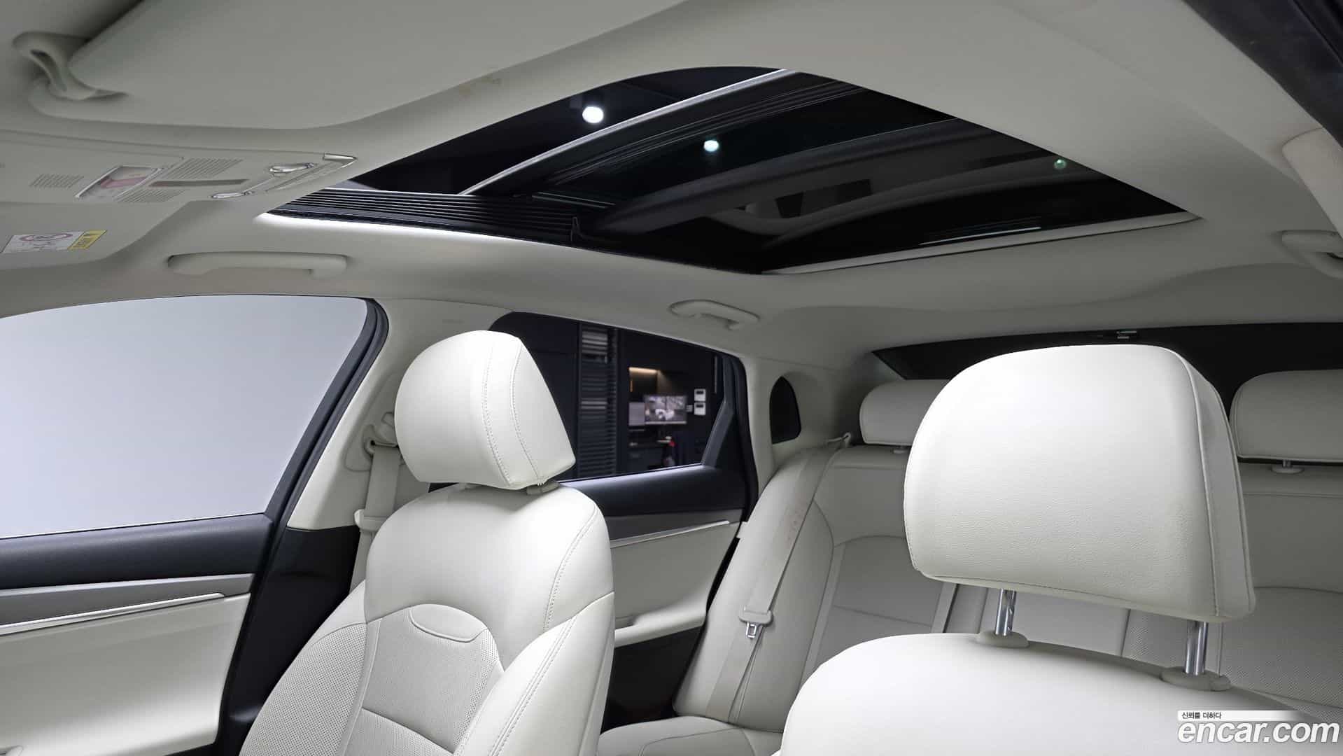 Grandeur Hyundai 2022.2-OPTION-022
