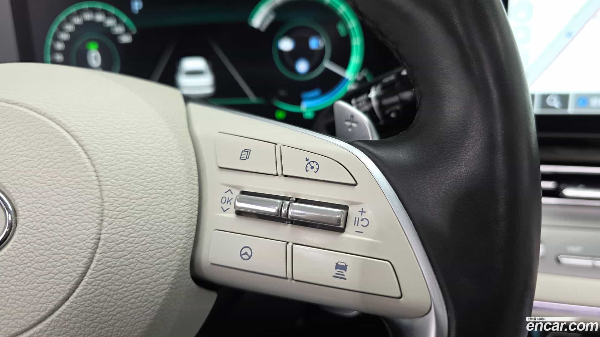 Grandeur Hyundai 2022.2-INNER-036