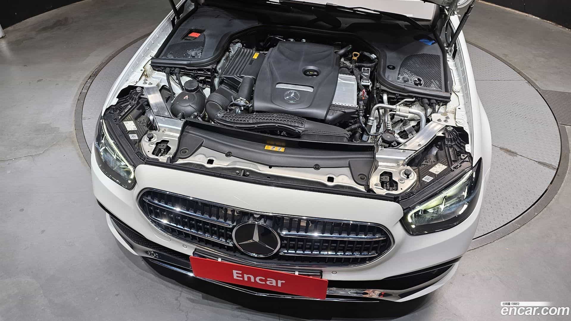 E-Class Mercedes-Benz 2023.8-OUTER-006