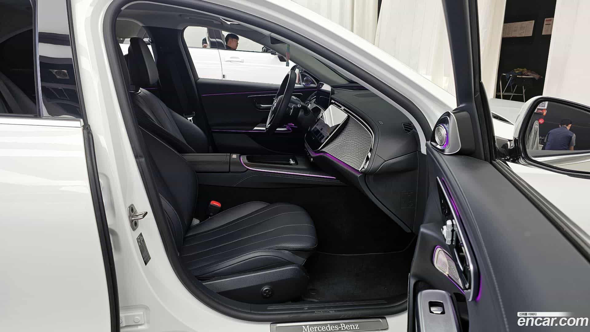 E-Class Mercedes-Benz 2024.5-OPTION-015