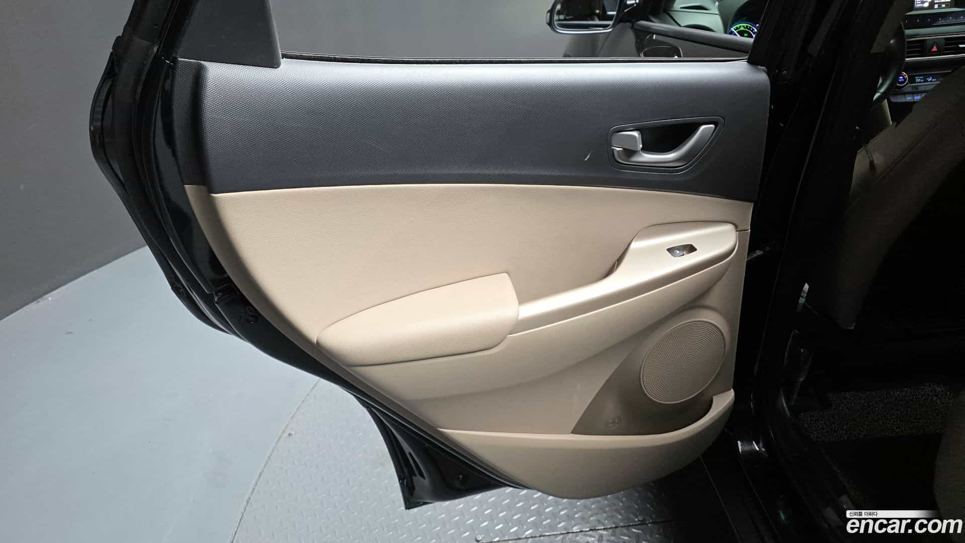 Kona Hyundai 2020.2-INNER-035