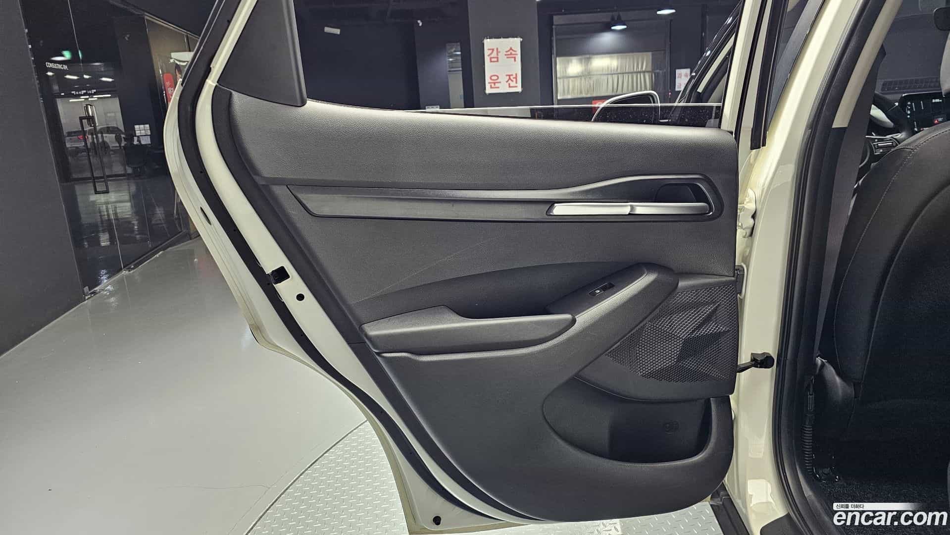 Seltos Kia 2020.4-INNER-035