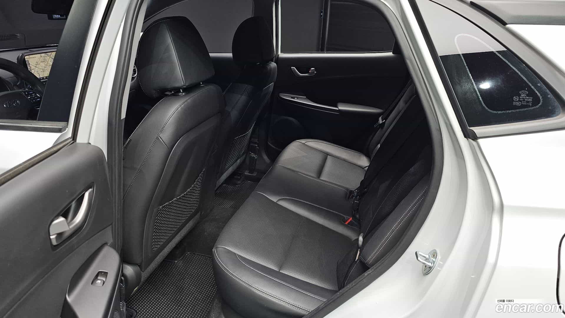 Kona Hyundai 2017.6-INNER-036