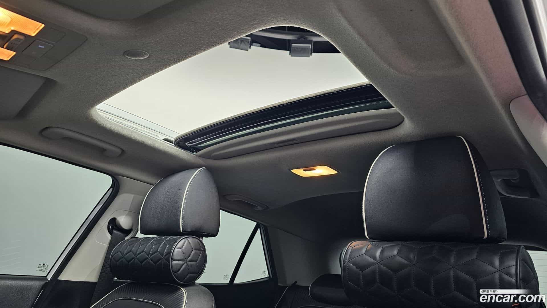 Venue Hyundai 2019.8-OPTION-046