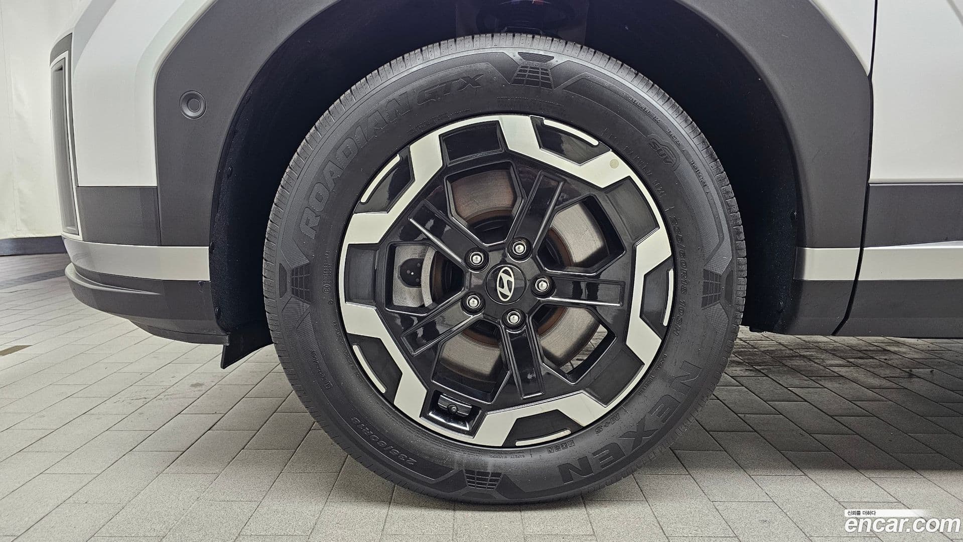 Main__Slider__Photo:Santafe Hyundai 2023.8-4