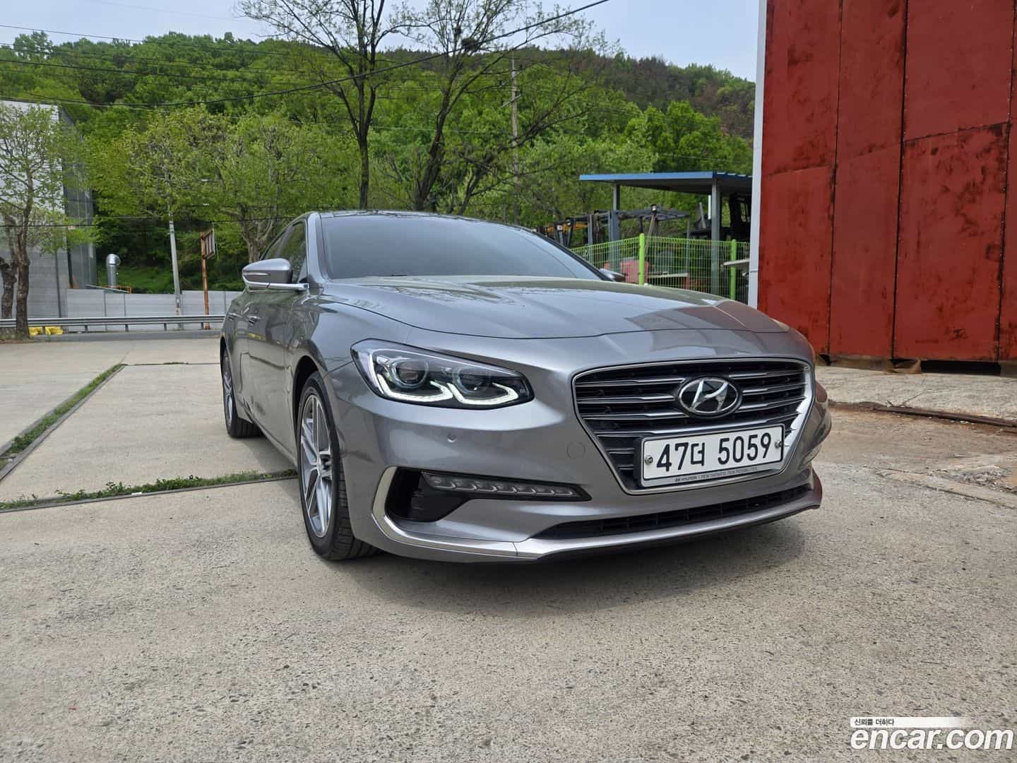 Grandeur Hyundai 2017.1-OUTER-001