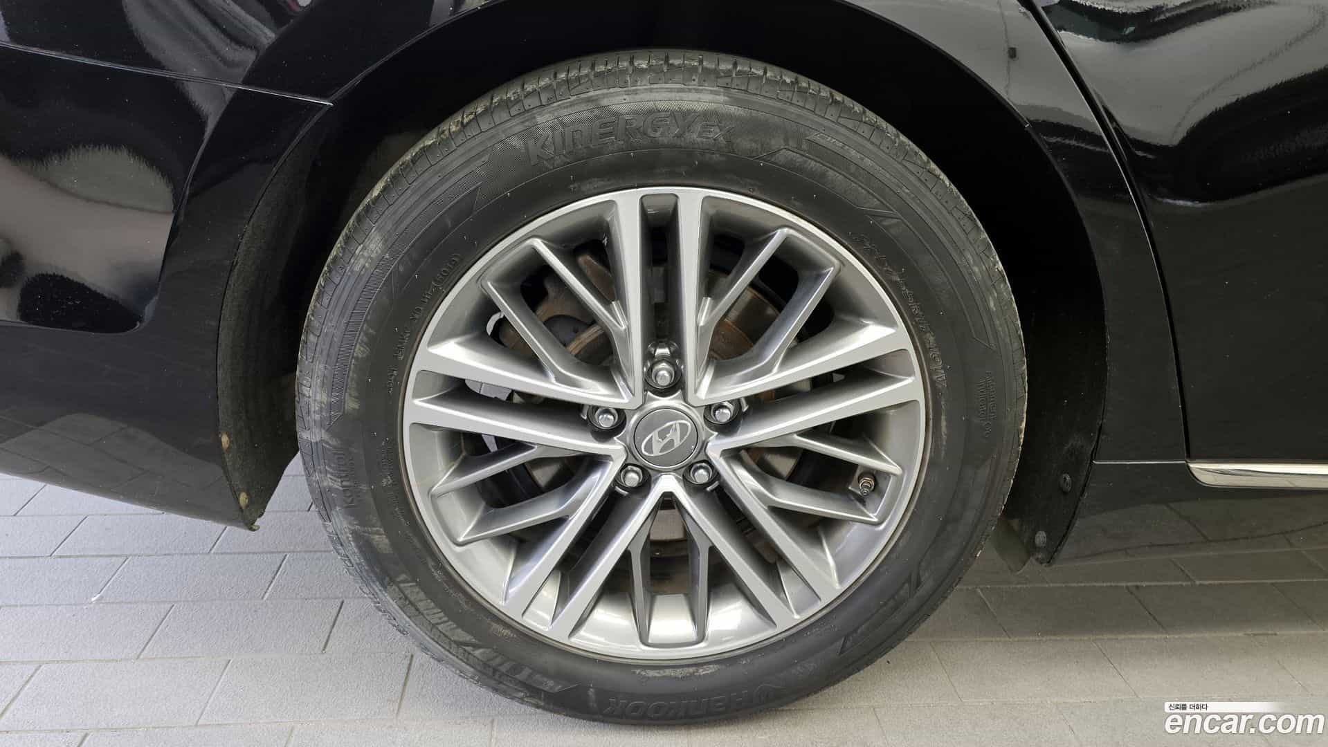 Grandeur Hyundai 2018.3-OUTER-005