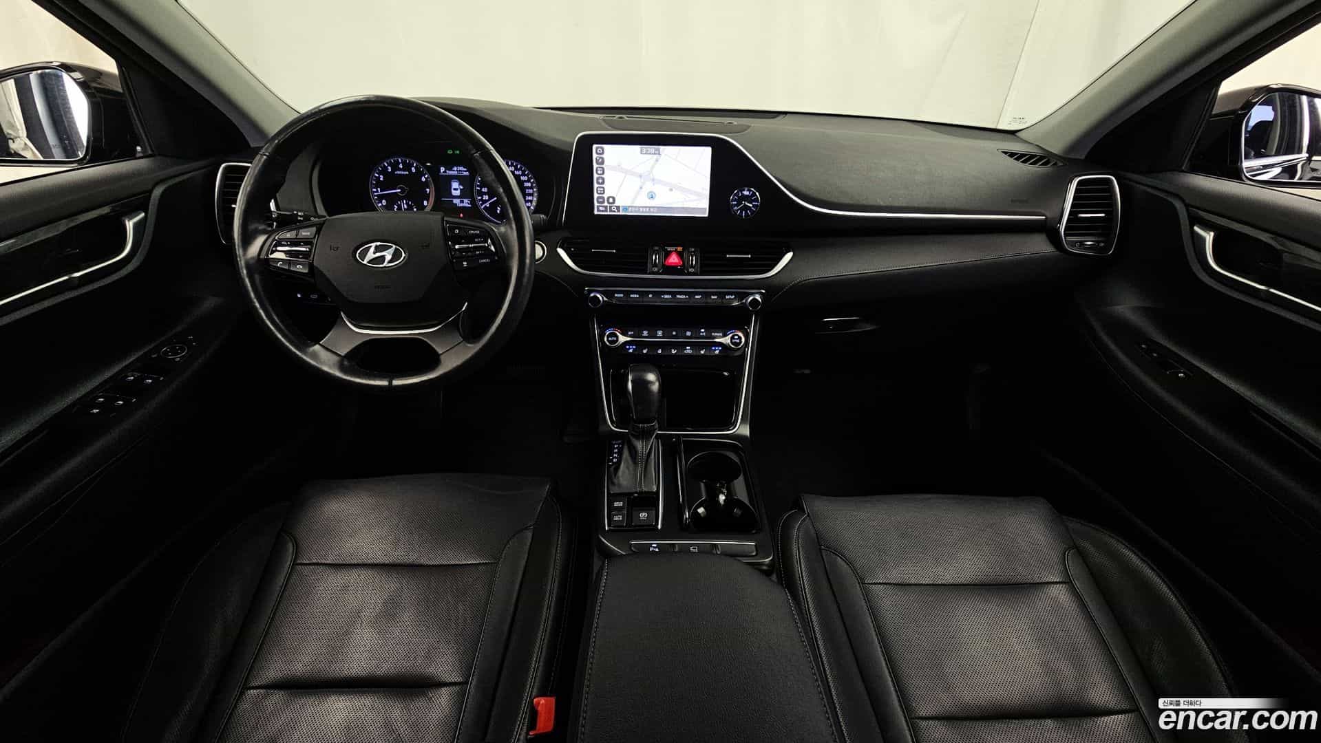 Grandeur Hyundai 2018.3-INNER-007