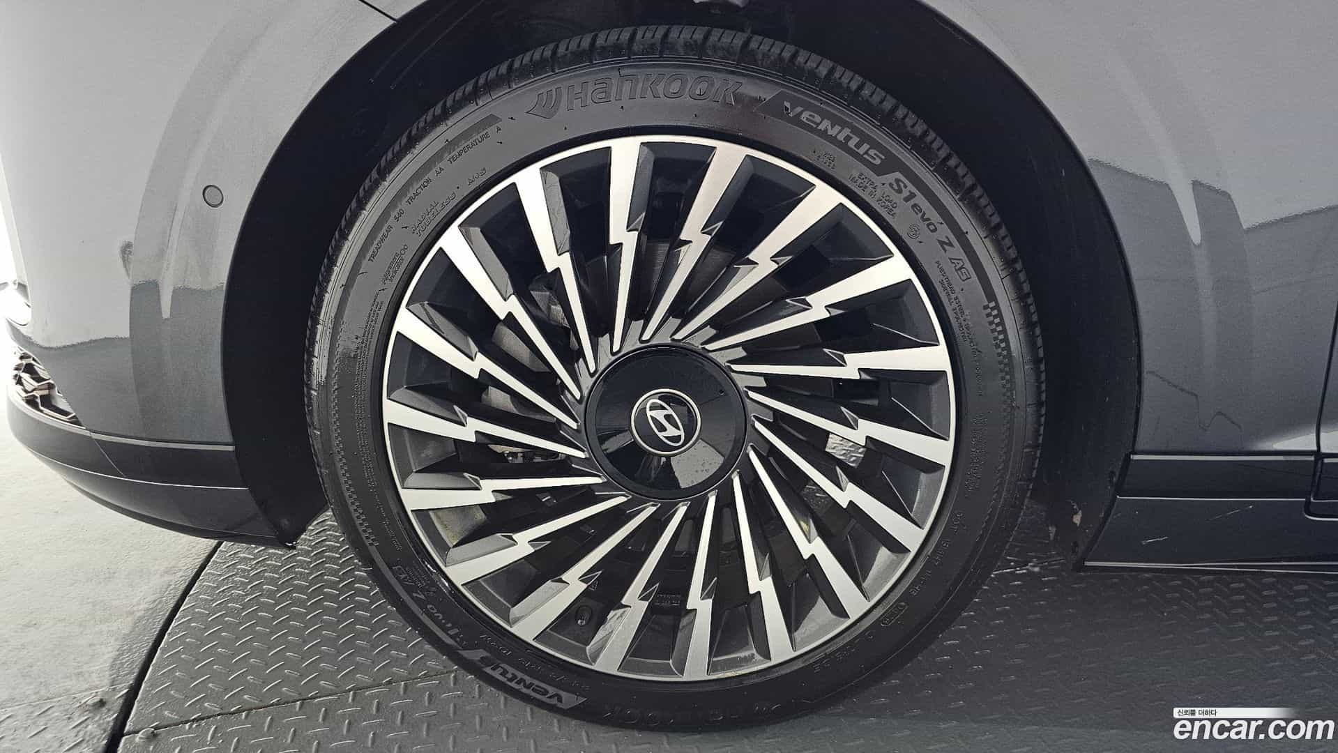 Grandeur Hyundai 2023.4-OUTER-005