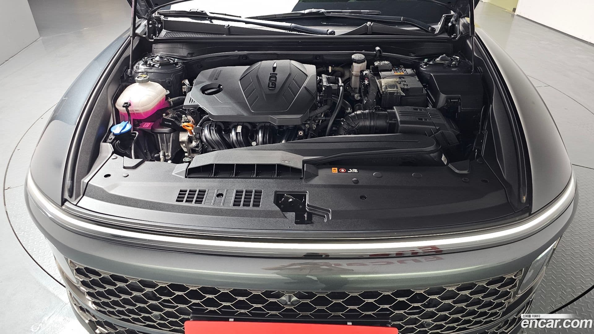 Main__Slider__Photo:Grandeur Hyundai 2023.4-5