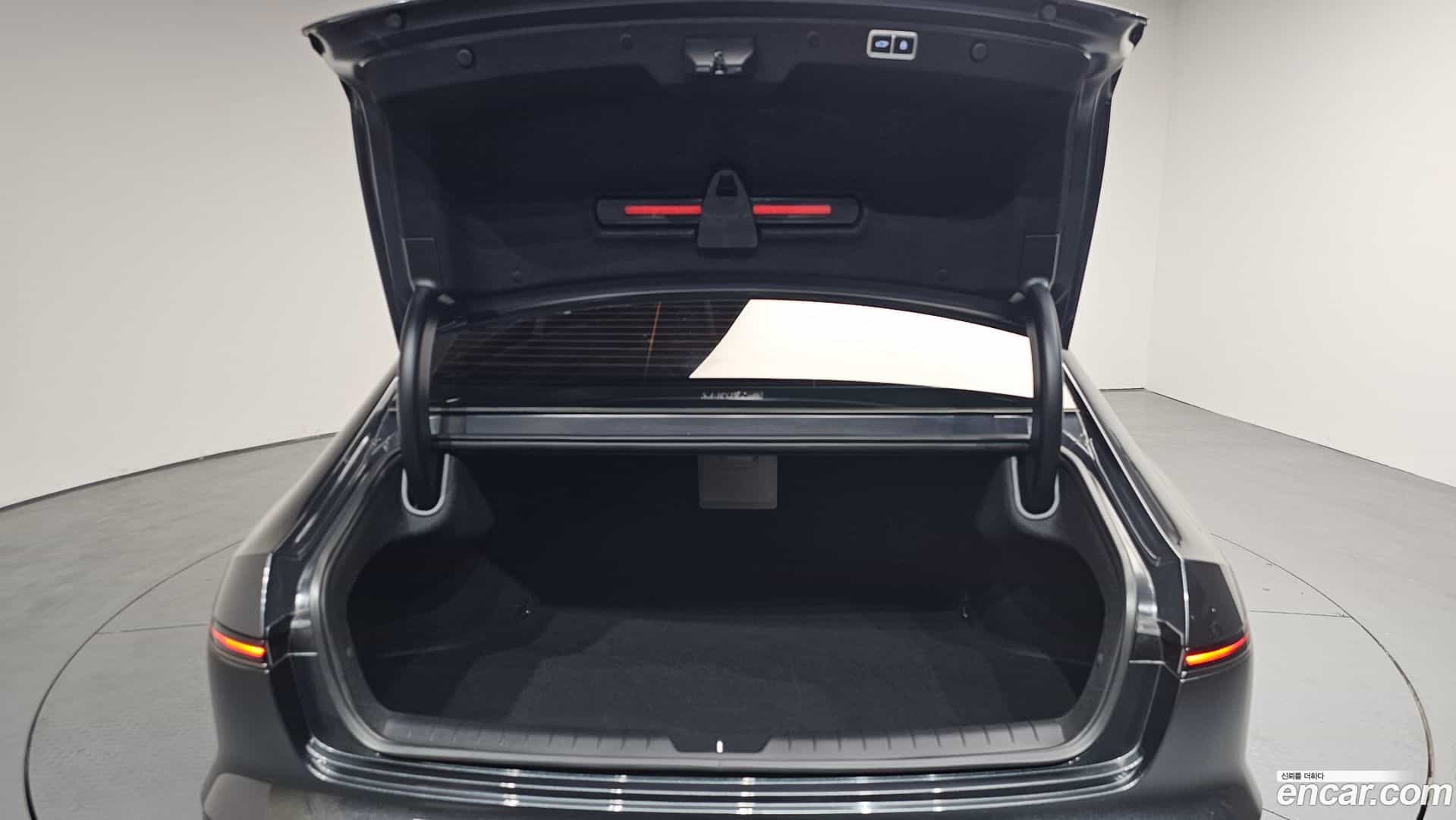 Grandeur Hyundai 2023.4-OPTION-024