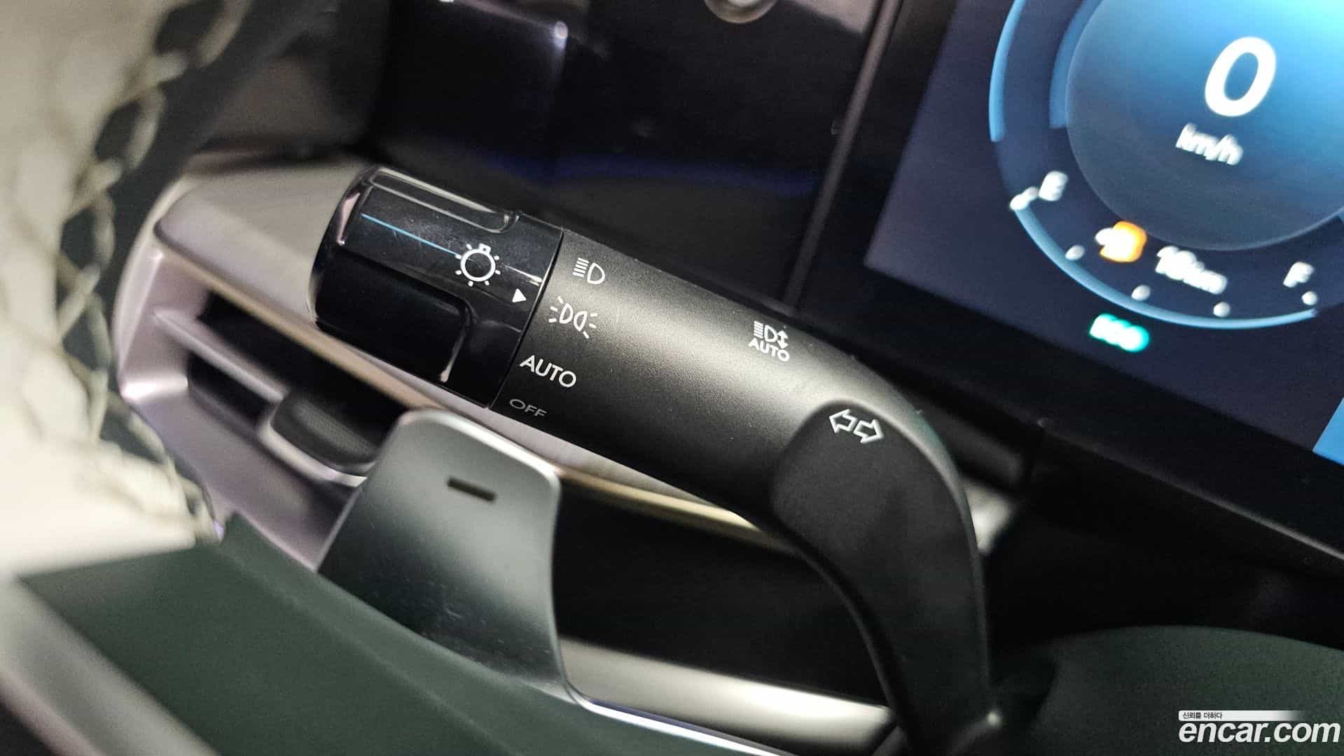 Grandeur Hyundai 2023.4-OPTION-049