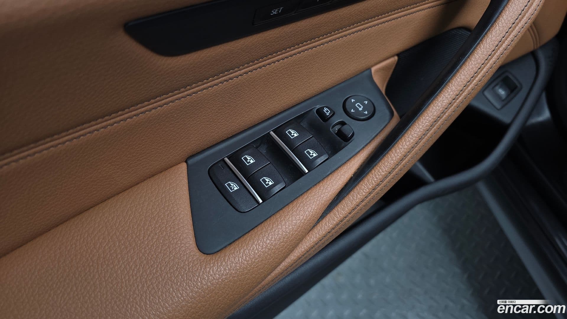Main__Slider__Photo:5-Series BMW 2018.0-26