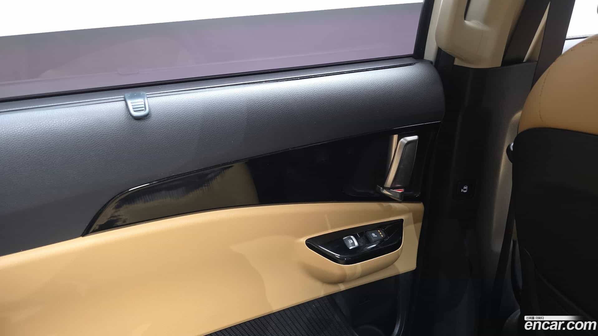 Canival Kia 2021.8-OPTION-022