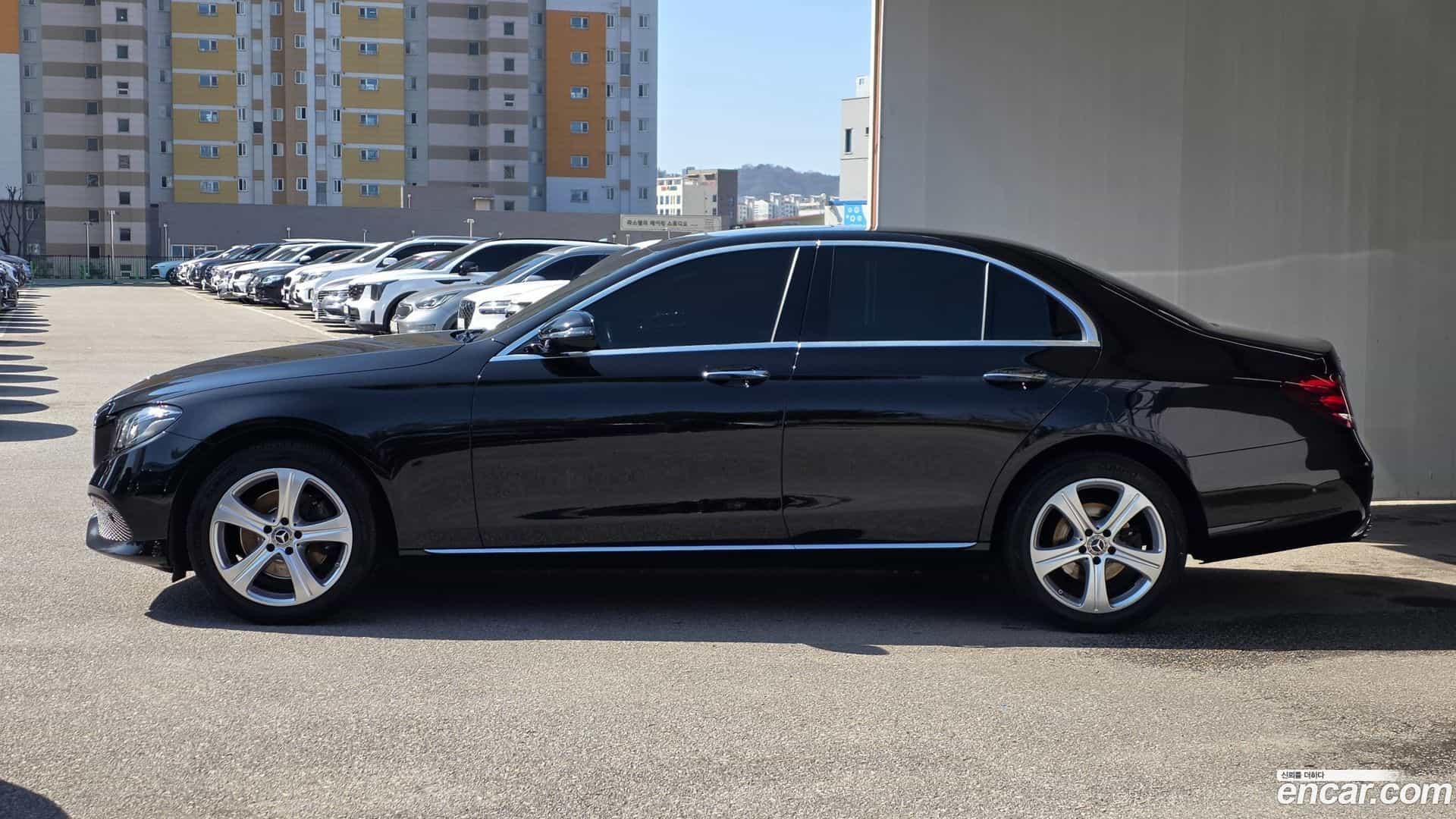 E-Class Mercedes-Benz 2017.5-OUTER-002