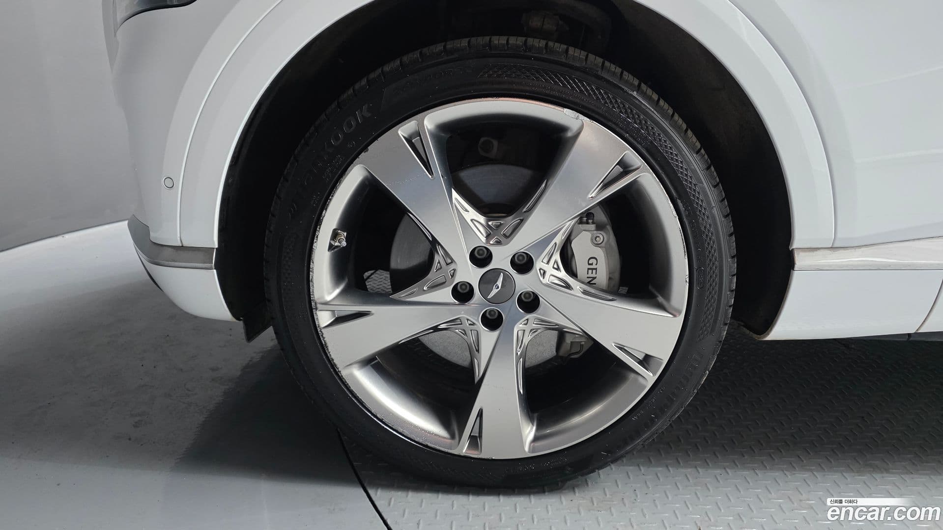 Main__Slider__Photo:GV80 Genesis 2023.0-4