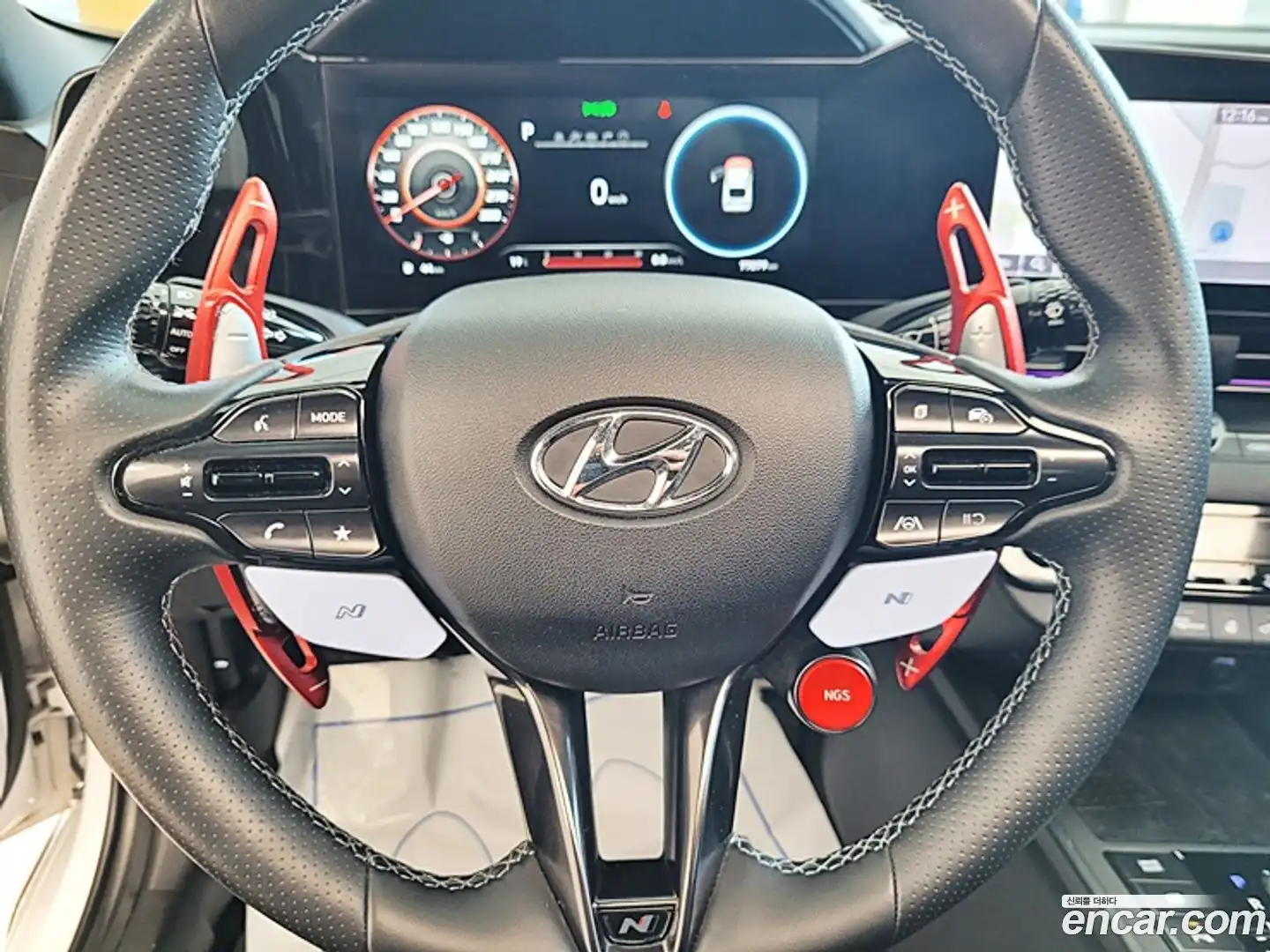 AVANTE Hyundai 2021.9-OPTION-015