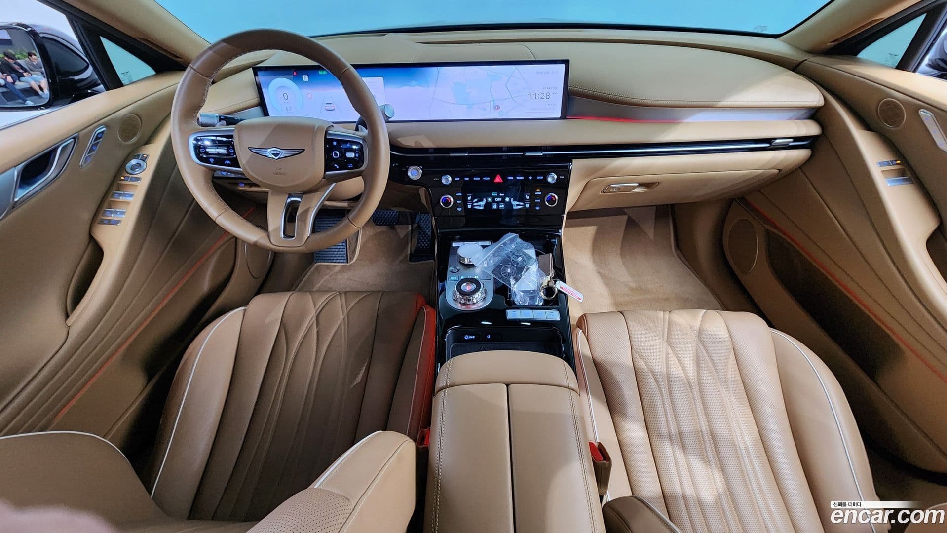 Main__Slider__Photo:G80 Genesis 2024.9-6