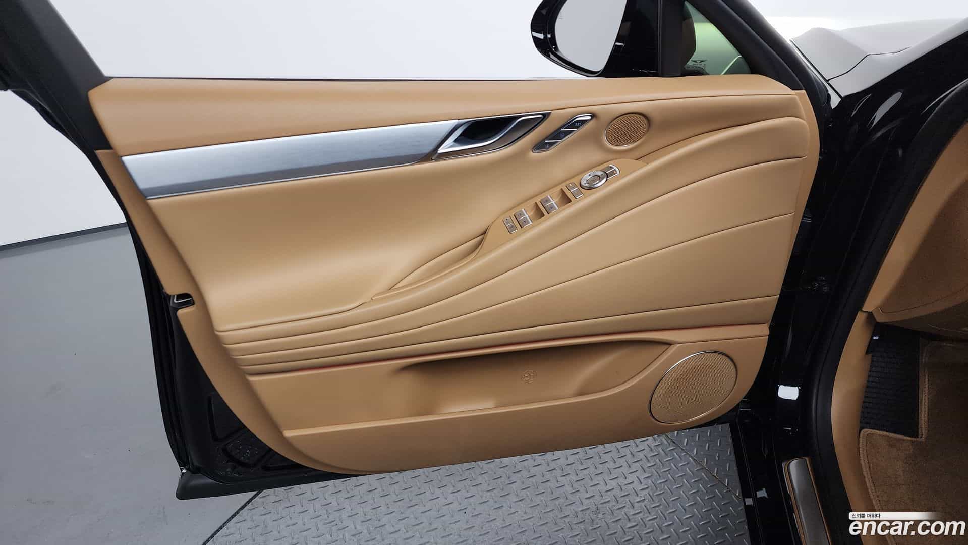 G80 Genesis 2024.9-INNER-034