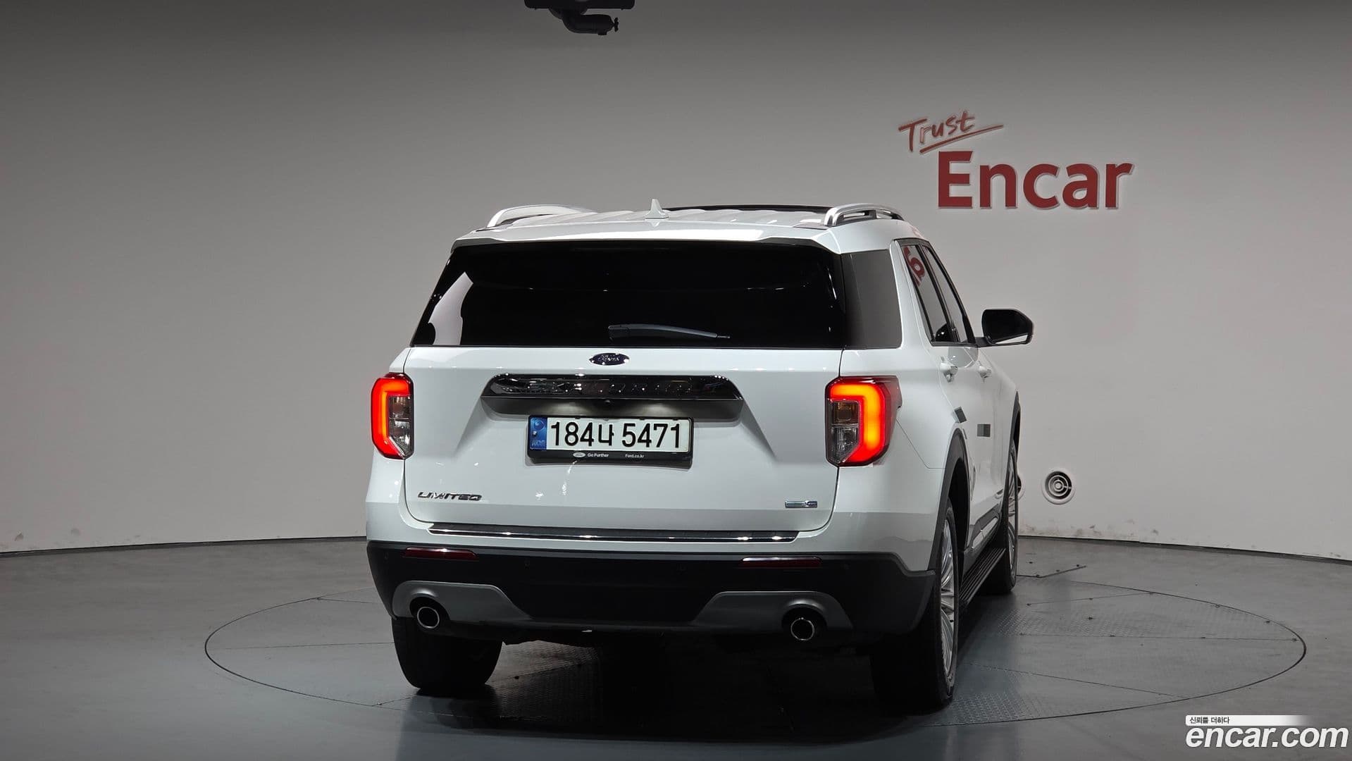 Main__Slider__Photo:Explorer Ford 2020.11-3
