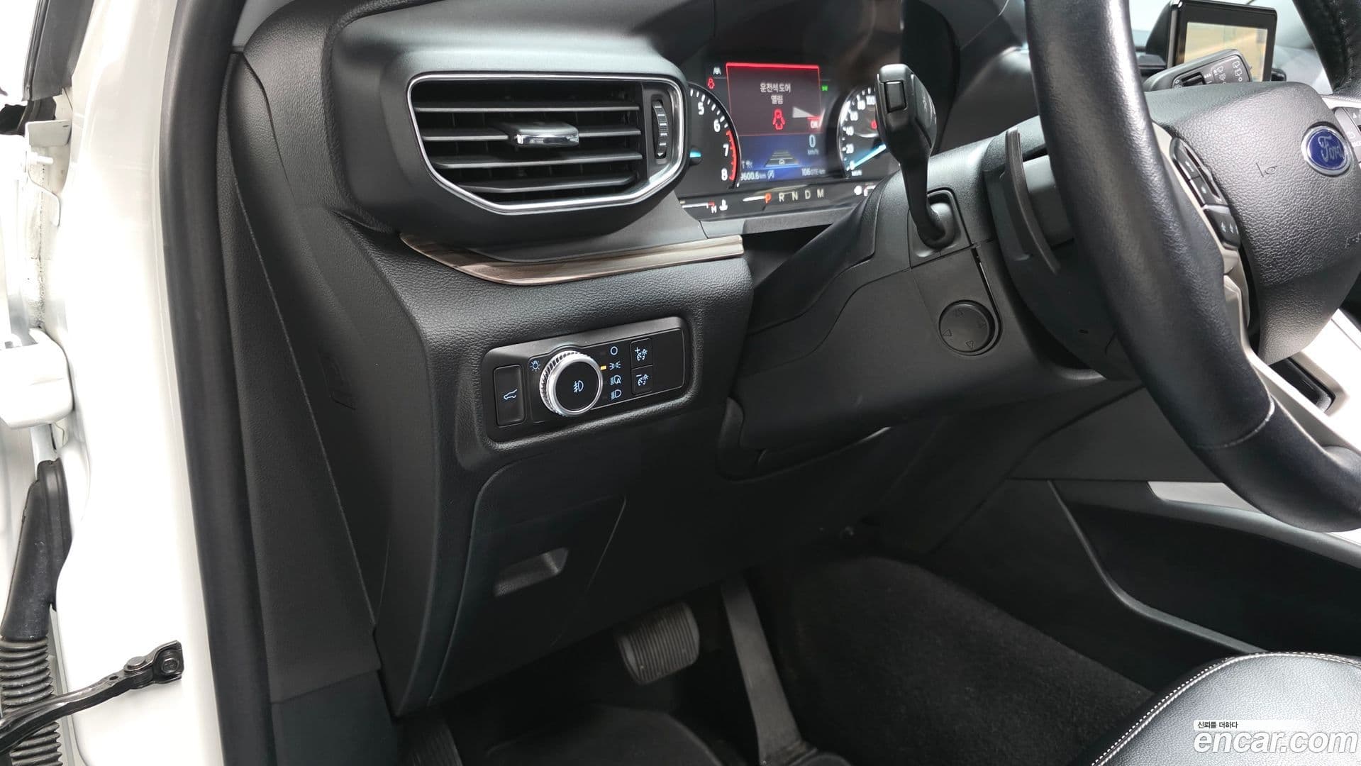 Main__Slider__Photo:Explorer Ford 2020.11-12