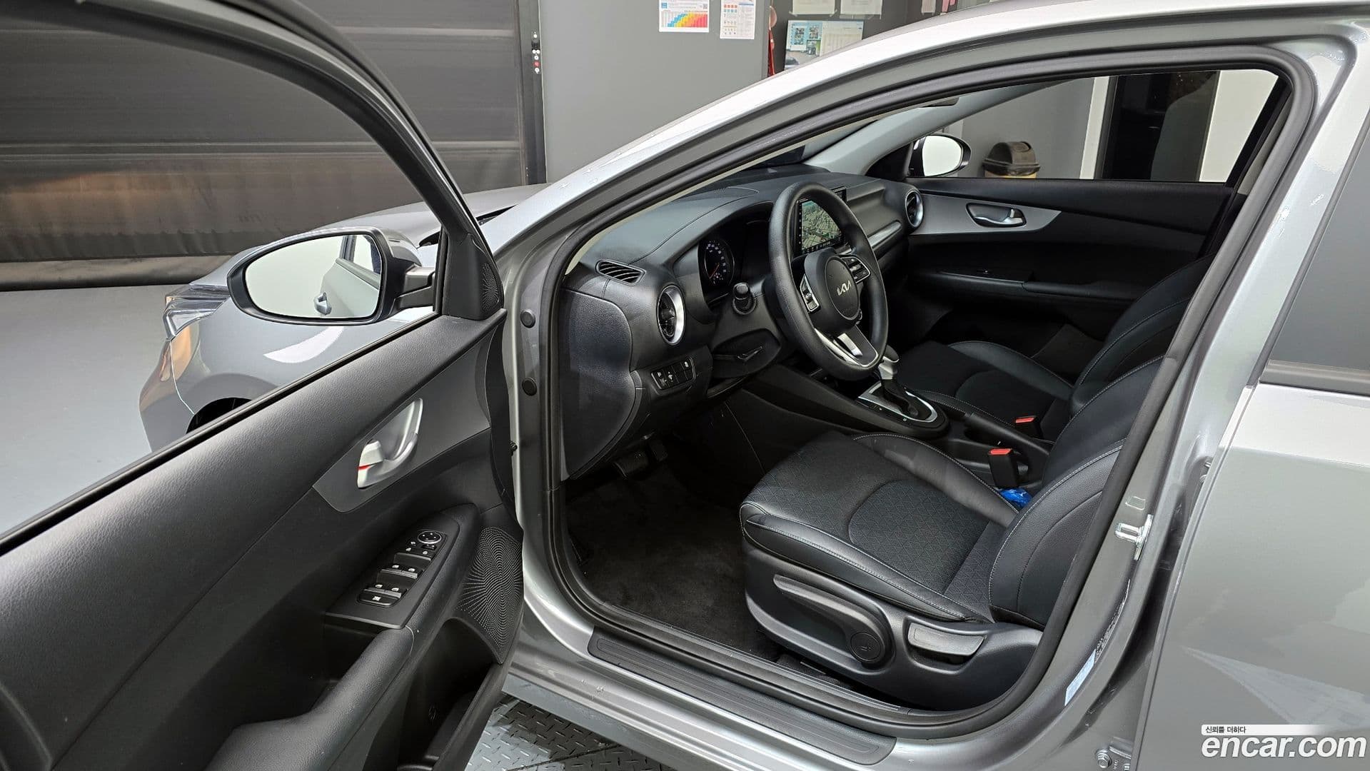 Main__Slider__Photo:K3 Kia 2023.4-9