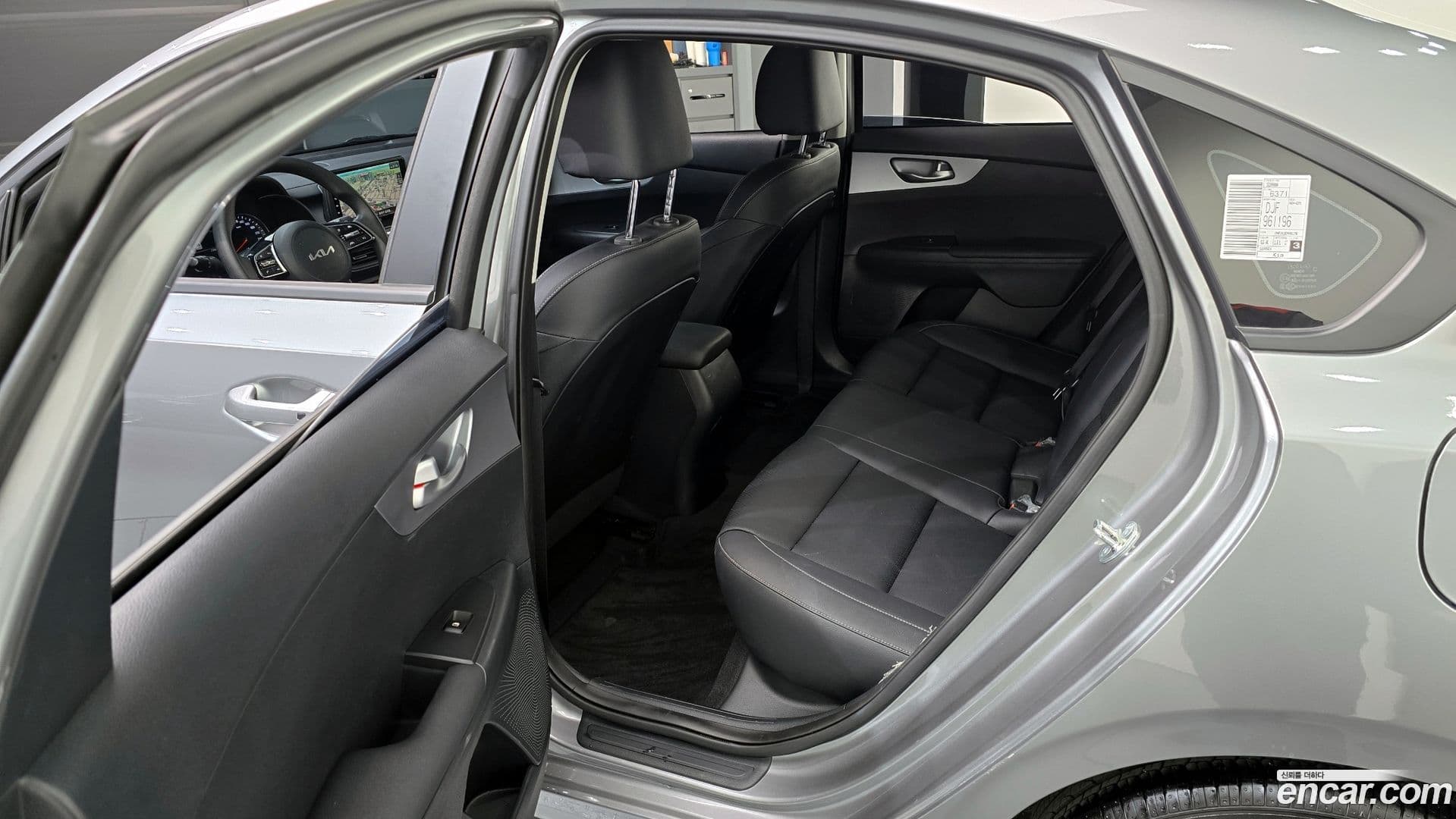 Main__Slider__Photo:K3 Kia 2023.4-10