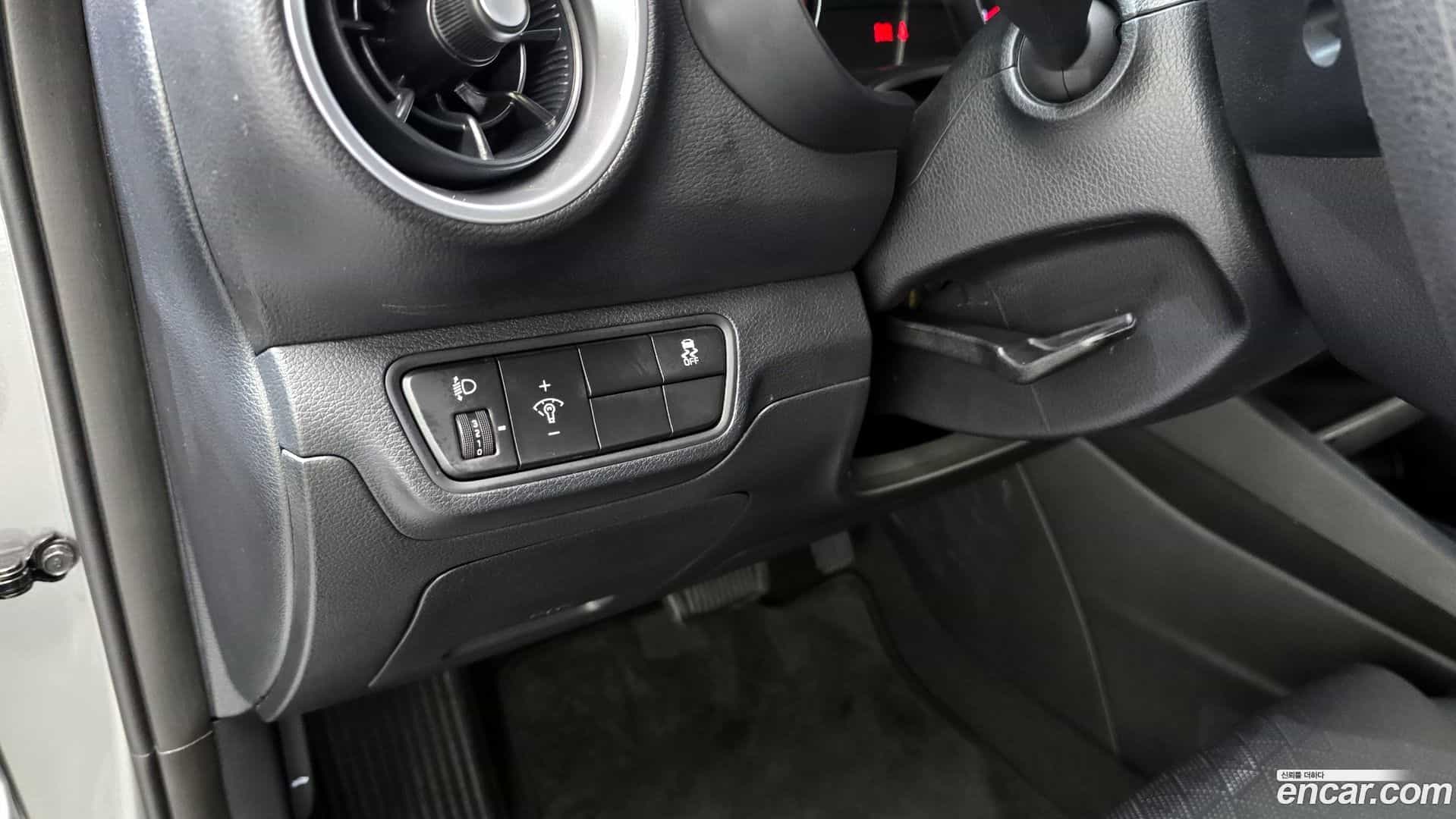 K3 Kia 2023.4-OPTION-018