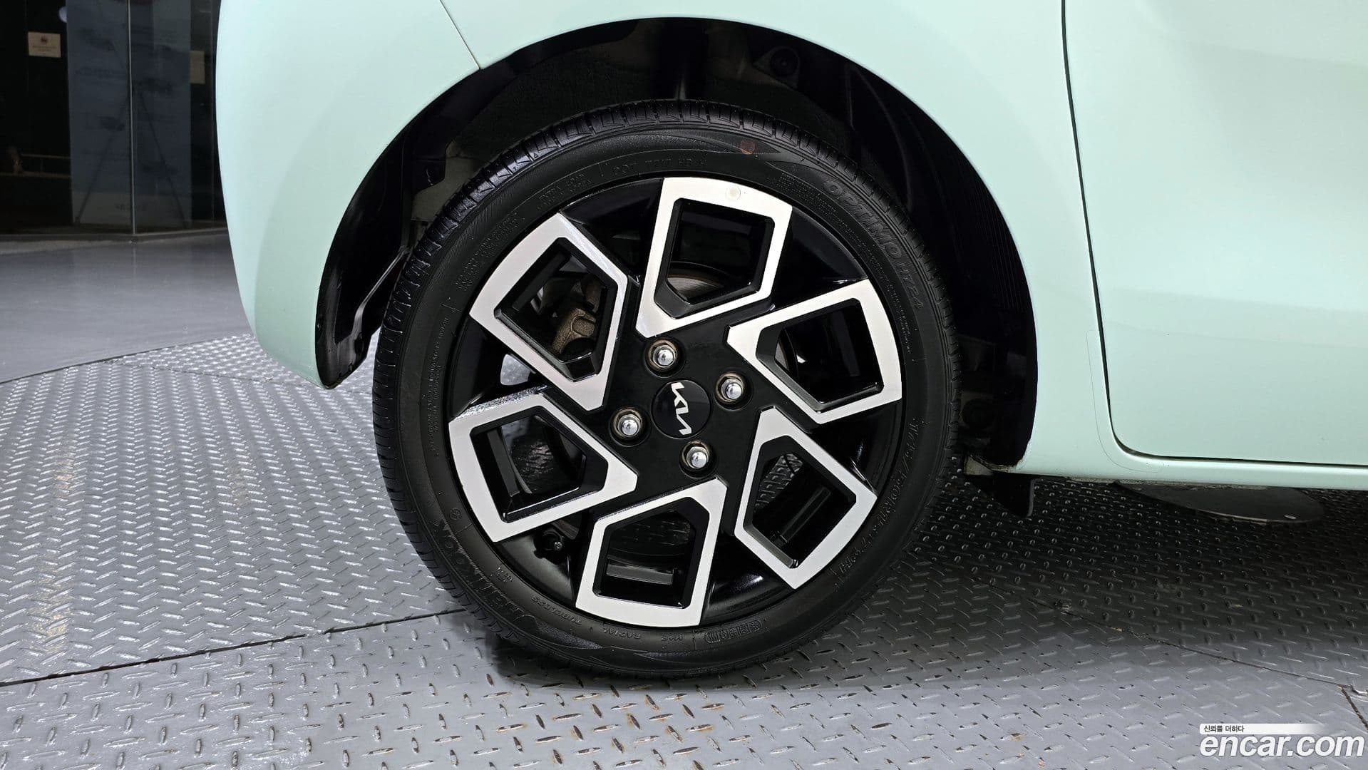 Main__Slider__Photo:RAY Kia 2022.10-4
