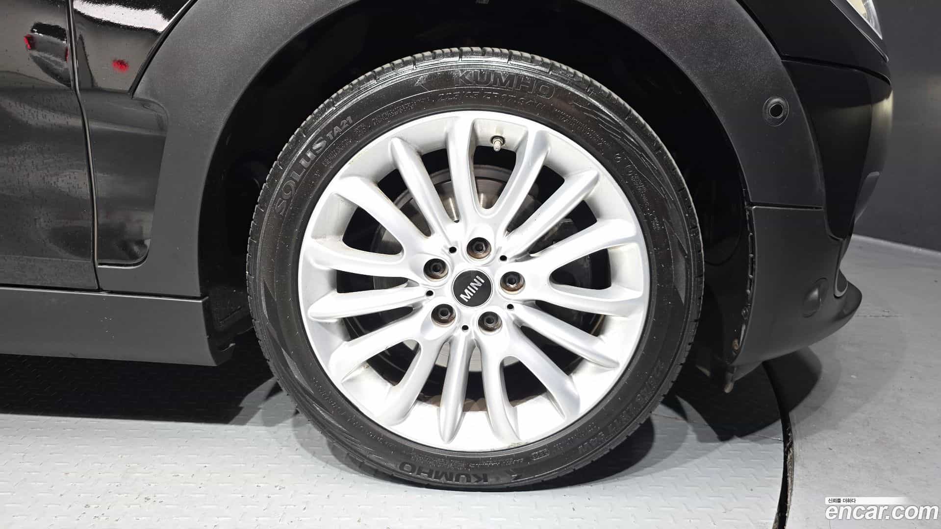 Clubman Mini 2019.7-OUTER-031