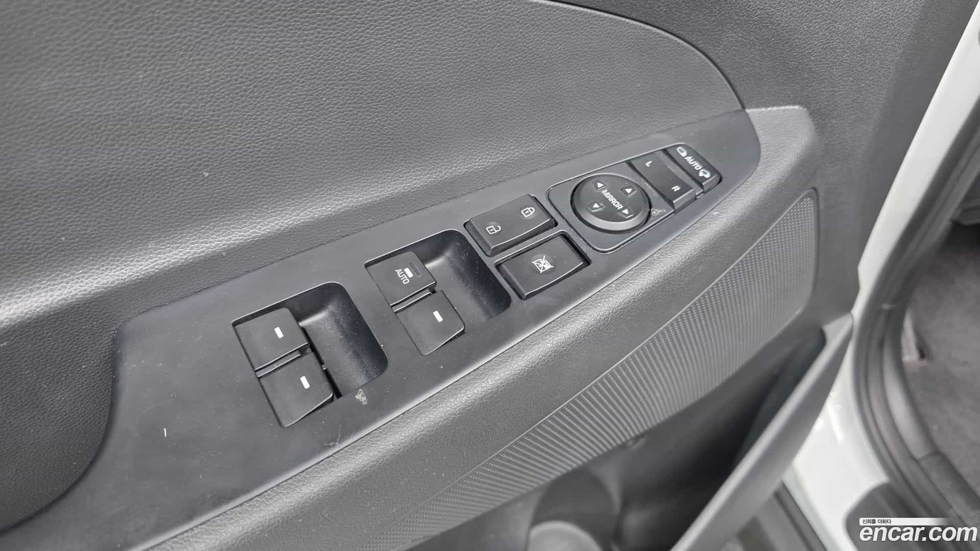 Tucson Hyundai 2018.1-OPTION-017