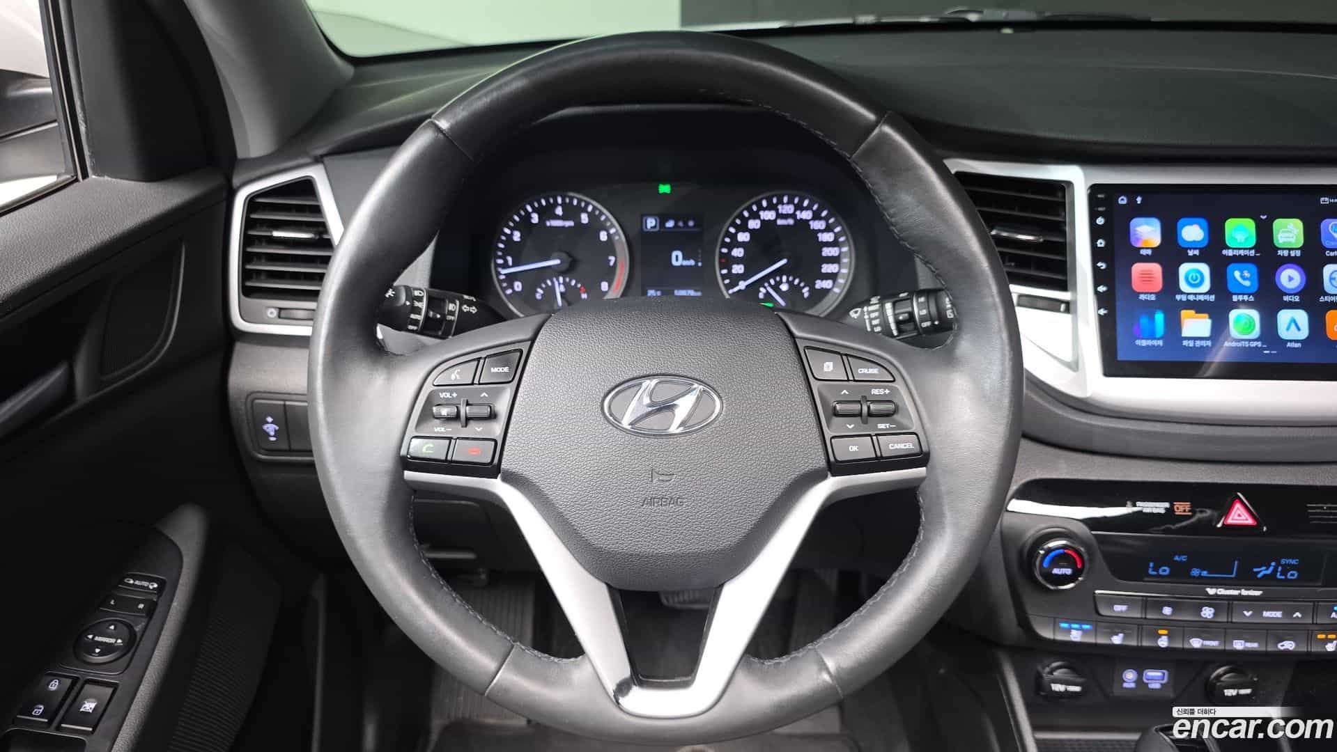 Tucson Hyundai 2018.1-OPTION-019