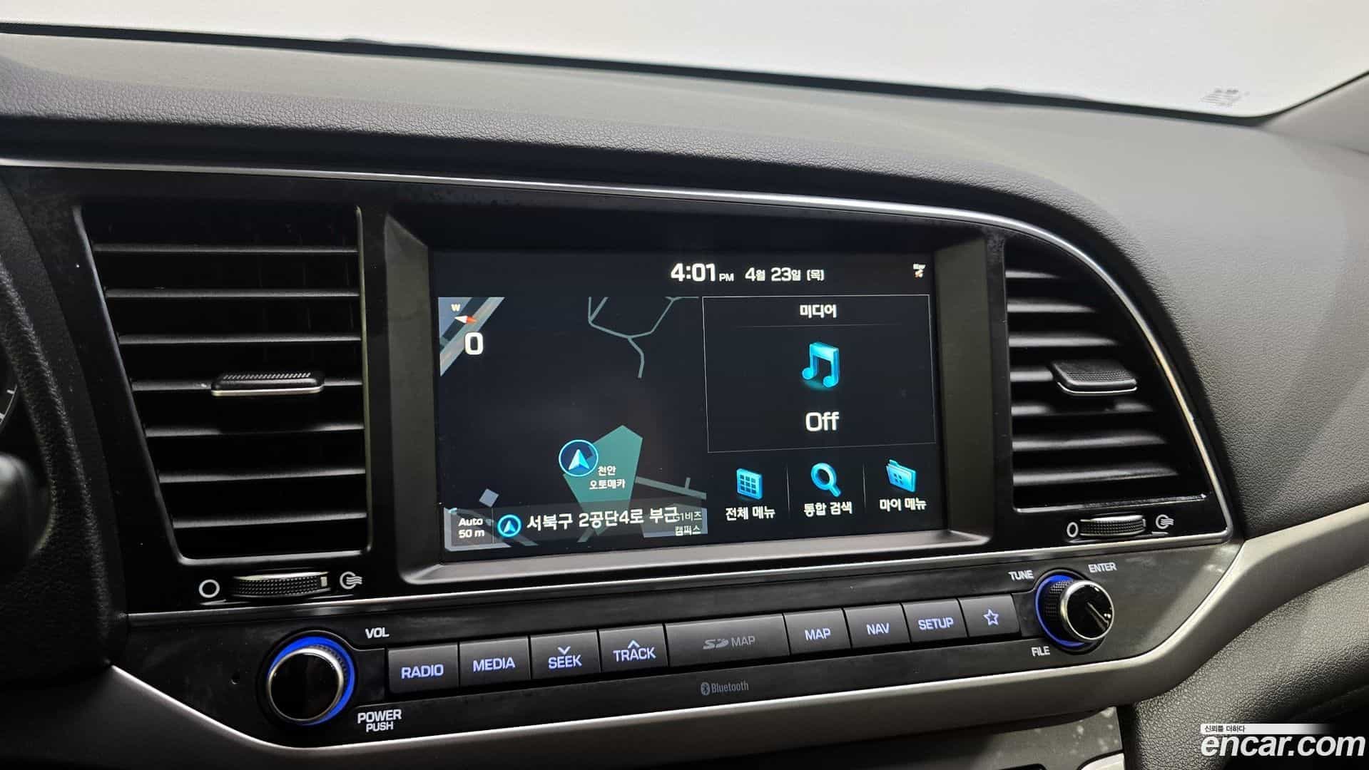 AVANTE Hyundai 2018.7-OPTION-017
