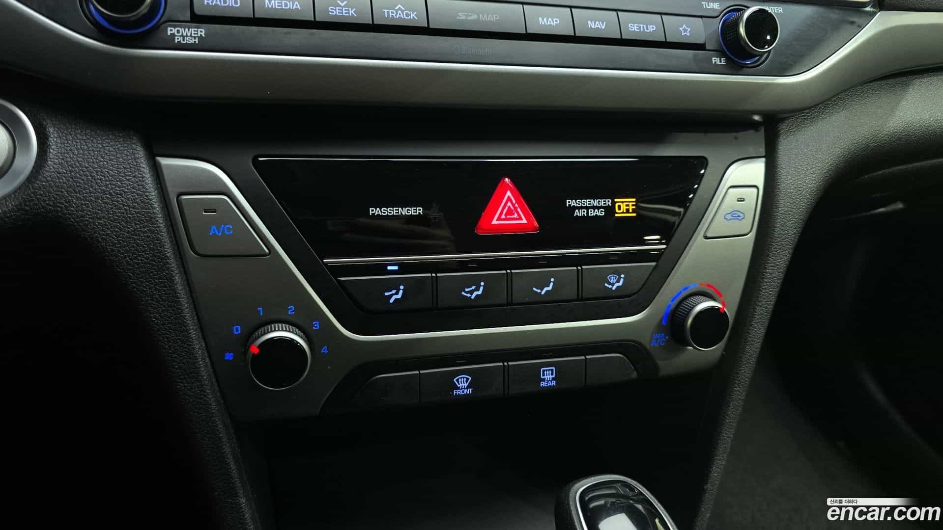 AVANTE Hyundai 2018.7-OPTION-042