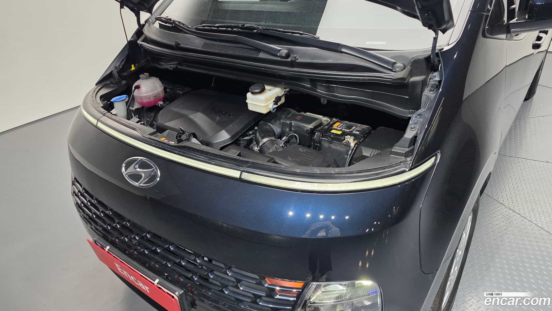 Staria Hyundai 2022.9-OUTER-006