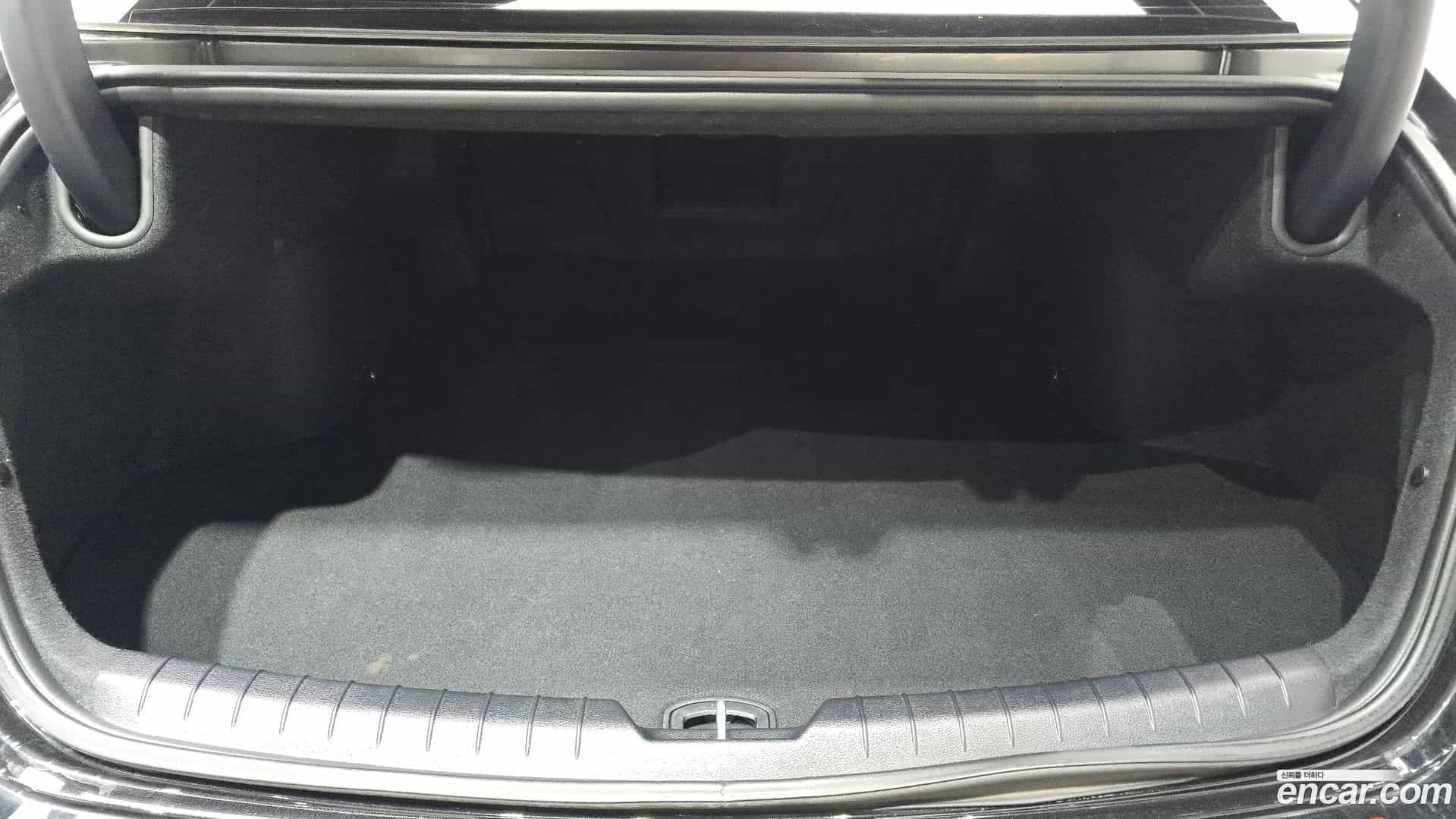 K8 Kia 2023.3-OPTION-024