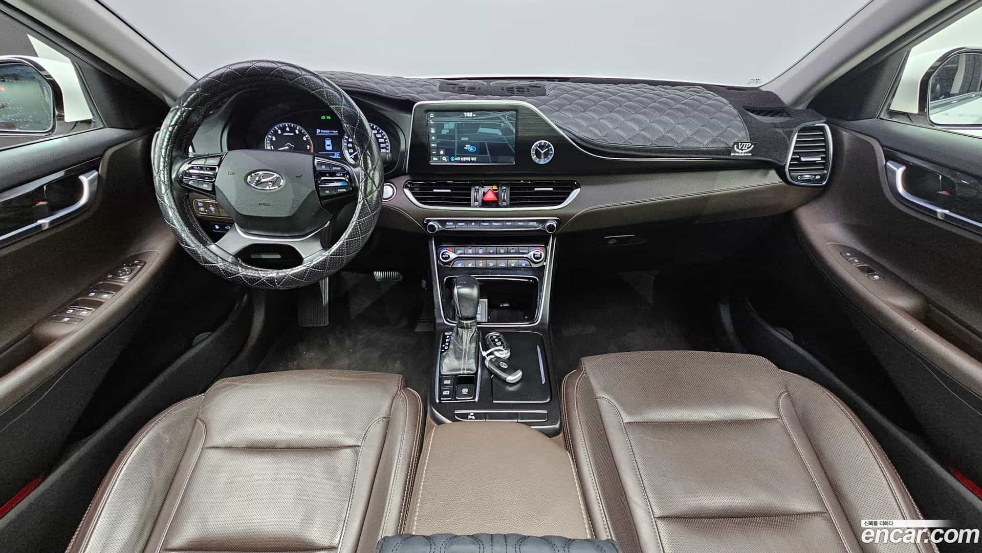 Grandeur Hyundai 2017.4-INNER-007