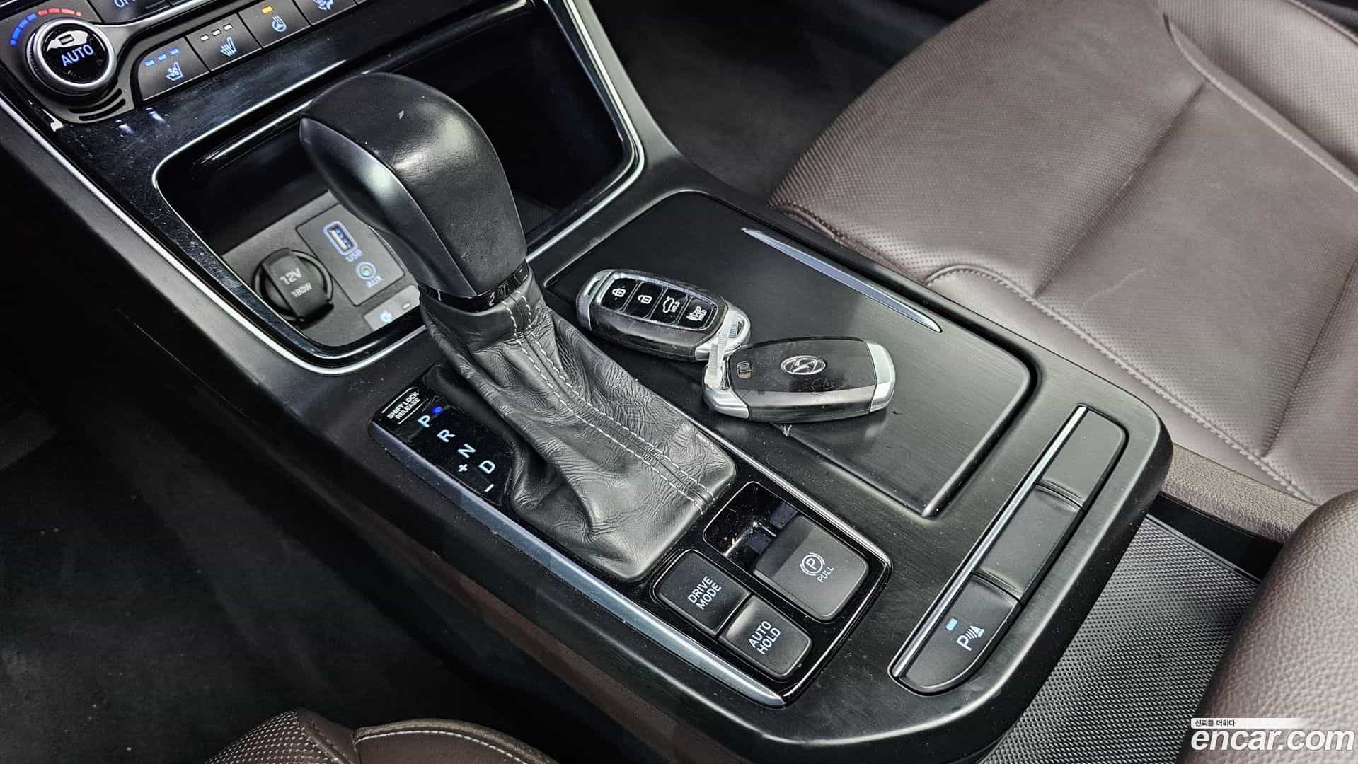 Grandeur Hyundai 2017.4-INNER-009