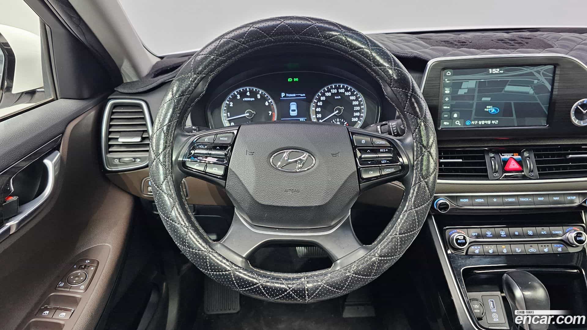 Grandeur Hyundai 2017.4-OPTION-017