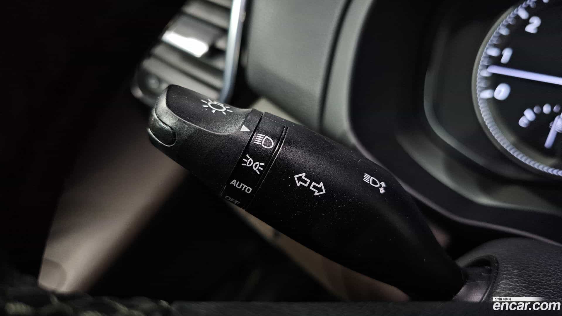 Grandeur Hyundai 2017.4-OPTION-042