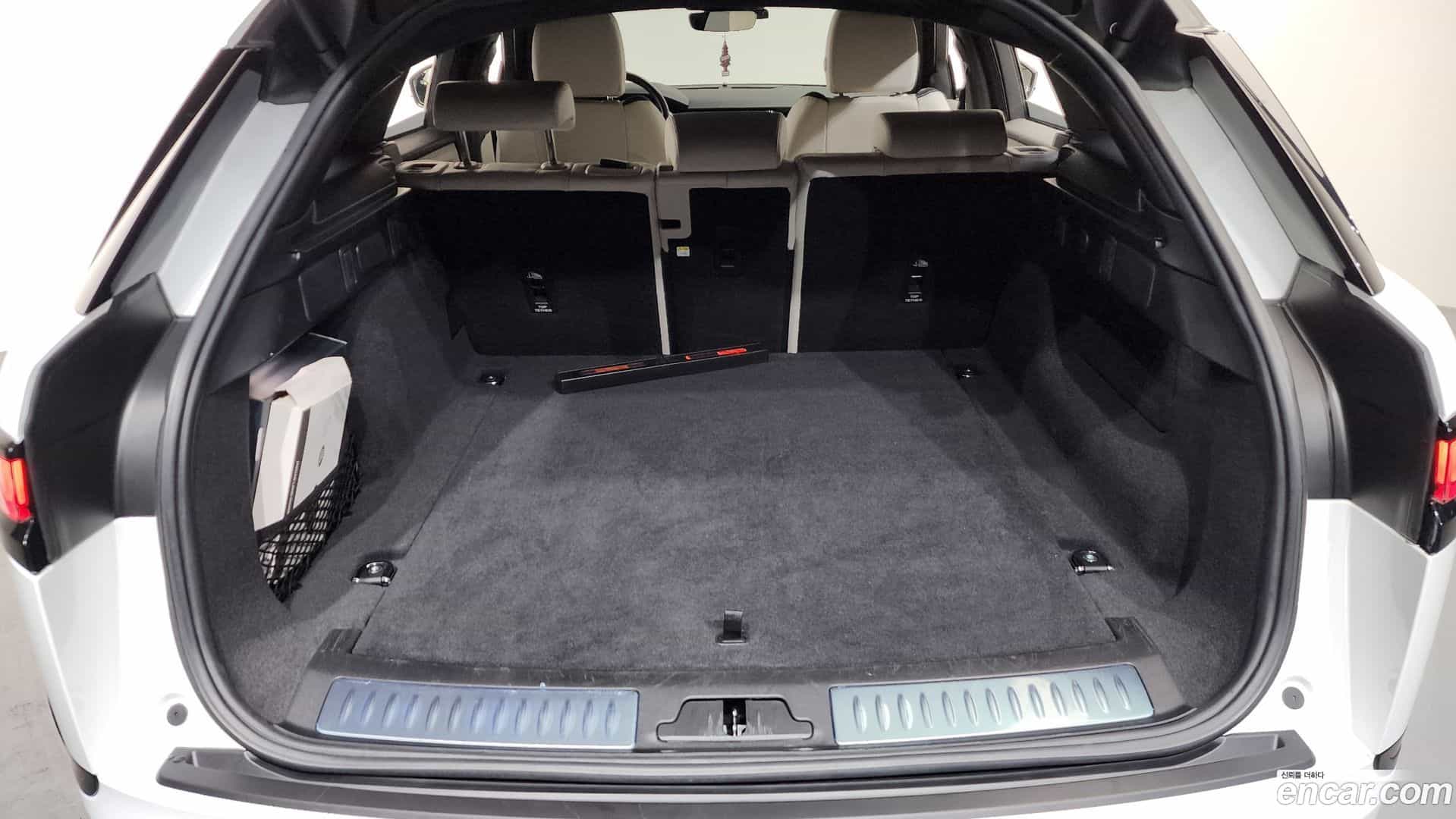 Range Rover Velar Land Rover 2022.11-OPTION-024
